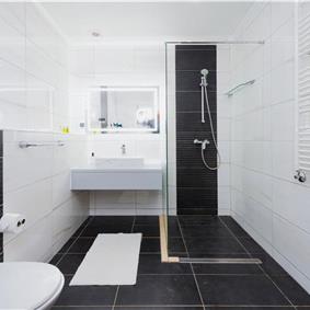 Luxury 5 Bedroom Beachfront Villa near Dubrovnik, Sleeps 11-12